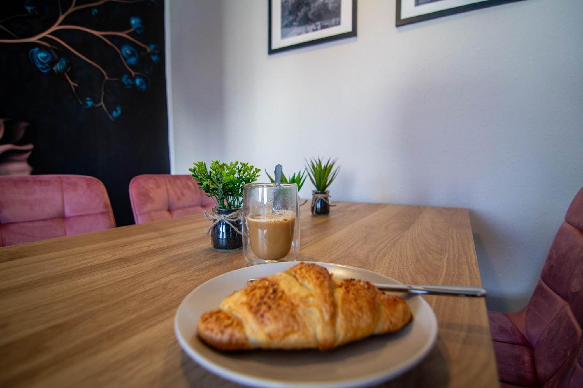Stayfine - Smartes Design Apartment Am Uni Campus Chemnitz Esterno foto